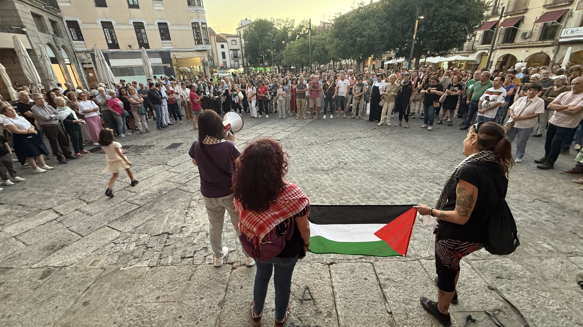 Protesta en Plasencia por la detención de la Flotilla