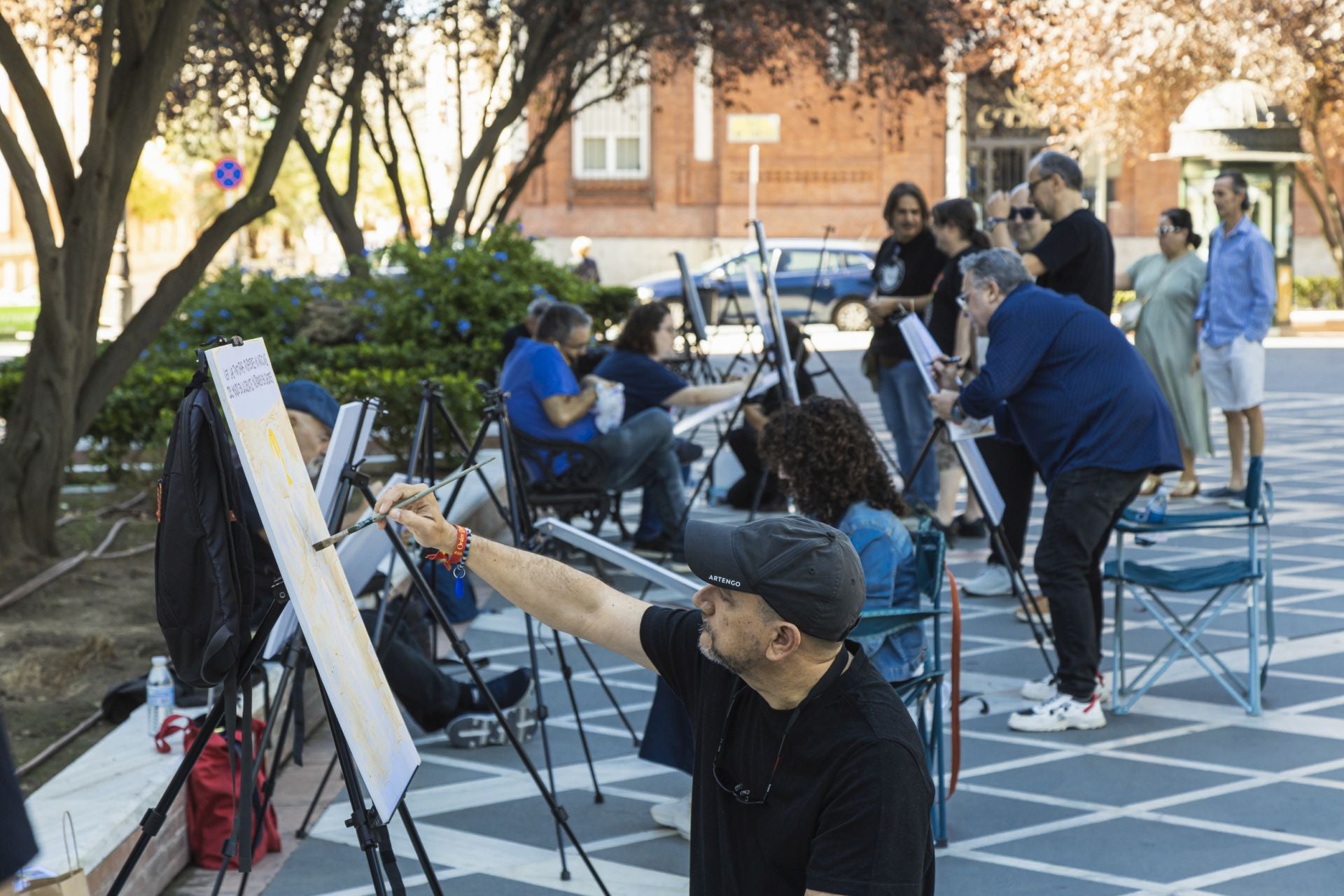 Fotos | El cómic invade el Paseo de San Francisco de Badajoz