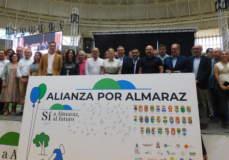 Extremadura «alza la voz» para pedir la continuidad de la central nuclear de Almaraz