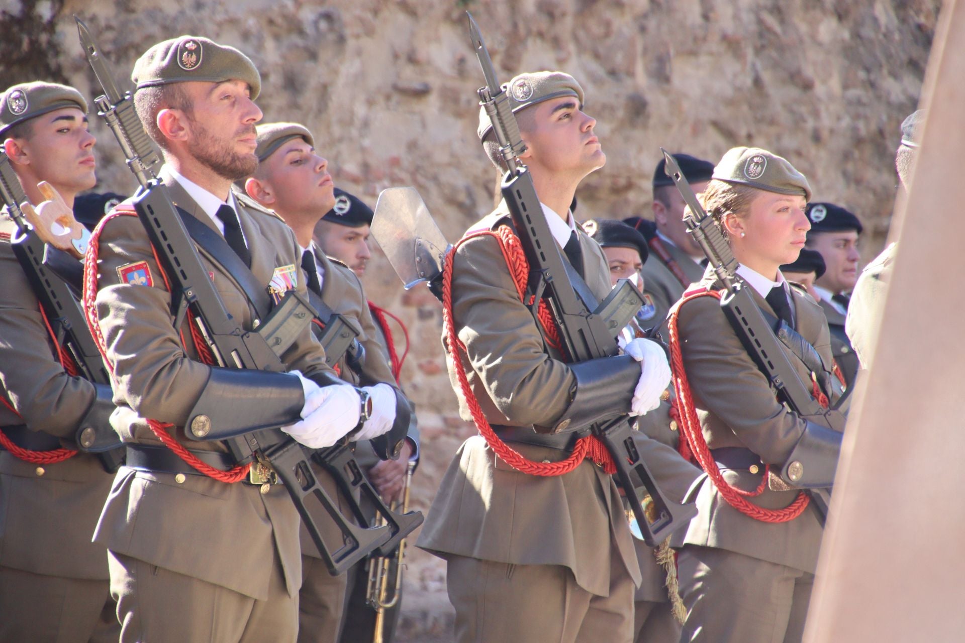 Fotos | Las mejores imágenes de la jura de bandera civil en Plasencia