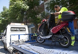 La grúa municipal de Badajoz.