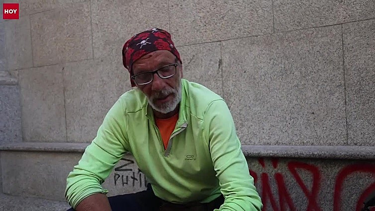 Jörg, el nómada de los 132.000 kilómetros que hizo parada en Cáceres