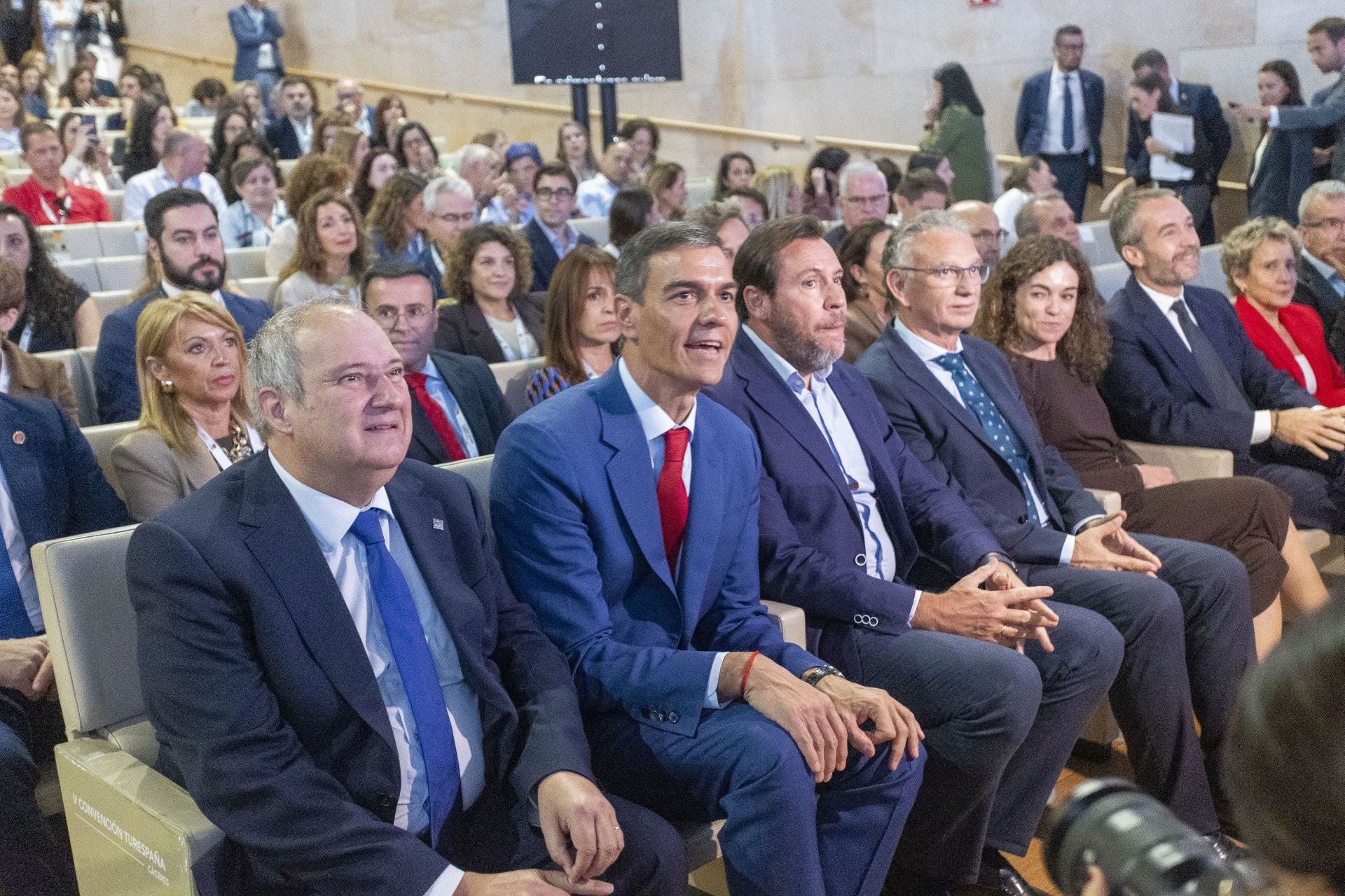 Fotos | La intervención de Pedro Sánchez en Turespaña, en imágenes