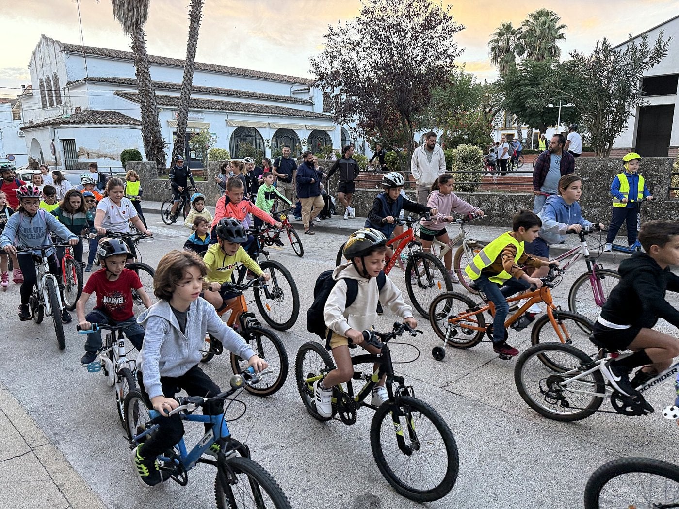 Imagen de los participantes en la actividad.