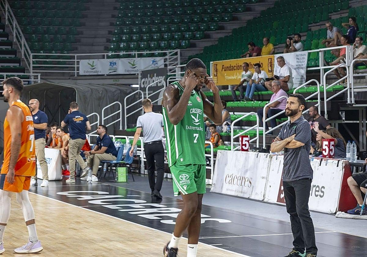 El Logrobasket-Cáceres, el 22 de octubre (20.30)