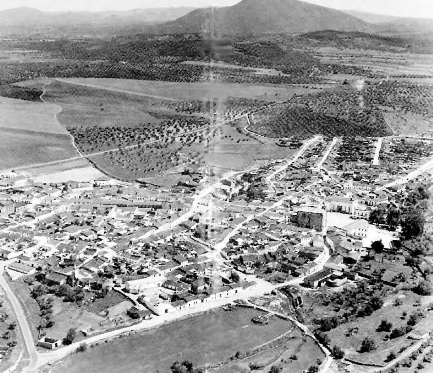 Vista antigua de Almendral.