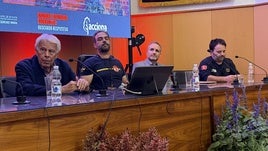 Felipe González participó en la primera mesa de debate del seminario ‘Grandes incendios forestales’.