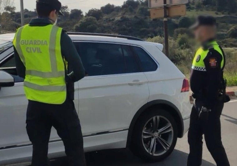 Detenida por intentar robar a una anciana con el «abrazo cariñoso» haciéndose pasar por amiga de su hija