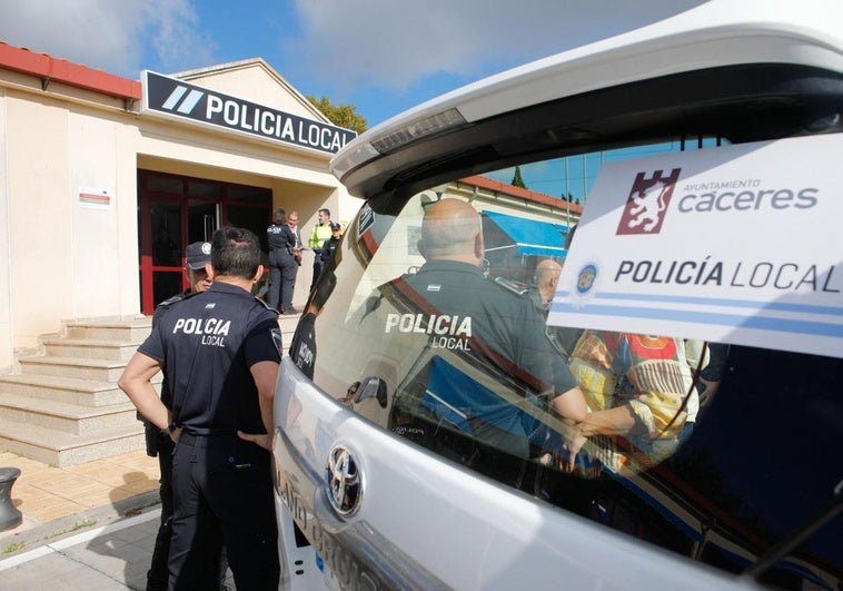 La Policía Local de Cáceres detiene a un hombre con orden de busca y captura por robo