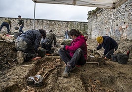 Trabajos de exhumación de personas represaliados en Orduña en diciembre del año pasado.