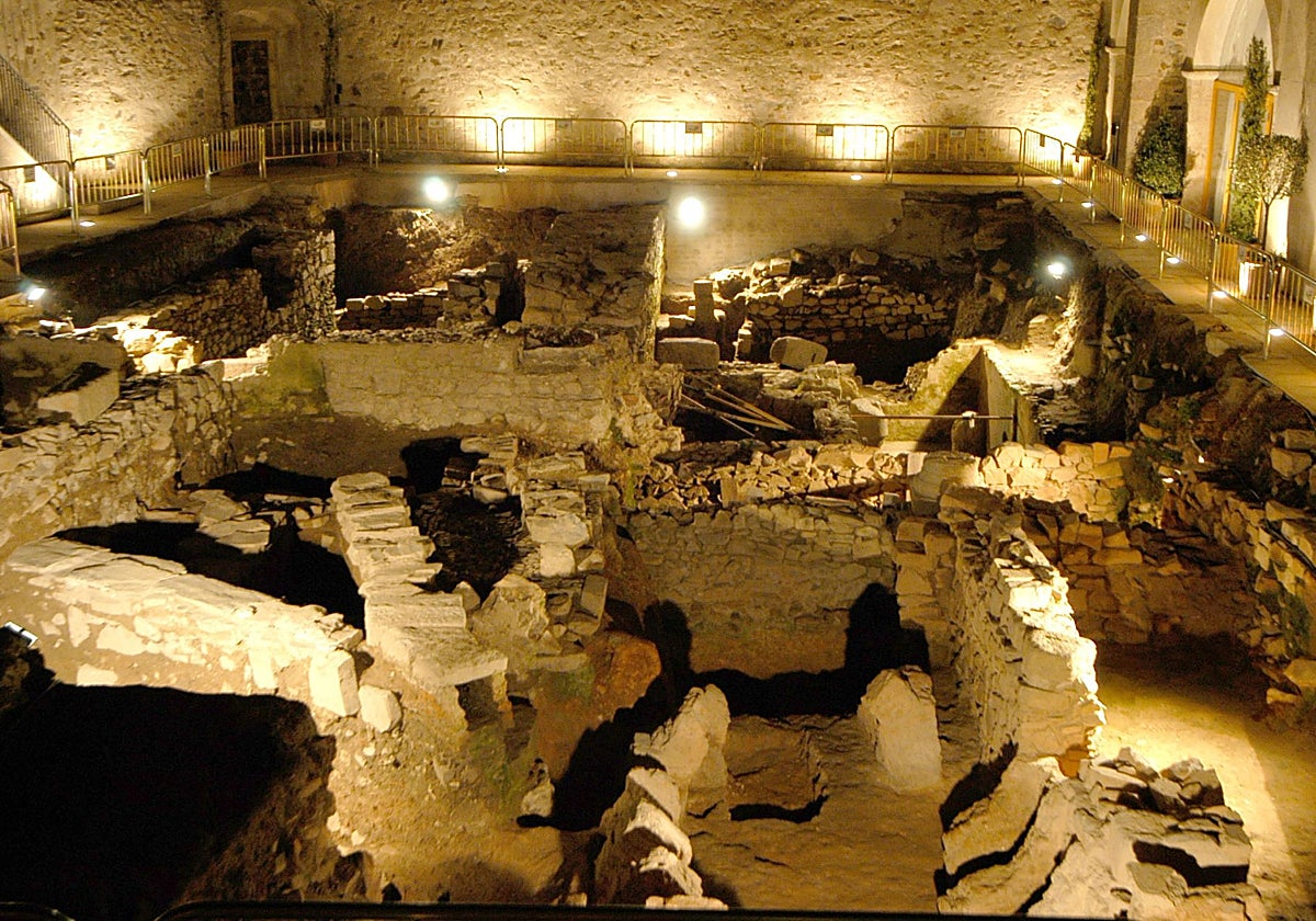 Restos romanos hallados en el Palacio de Mayoralgo de Cáceres.
