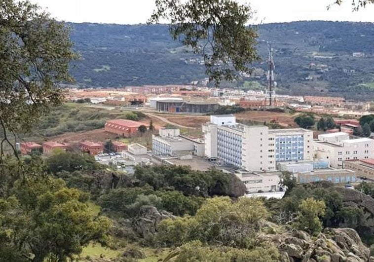 Herido en un accidente de moto en la pista forestal de Vegas de Coria a Riomalo de Abajo