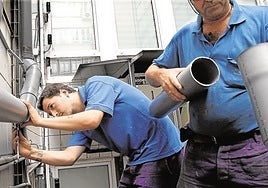 Imagen de archivo de autónomos durante una jornada de trabajo.