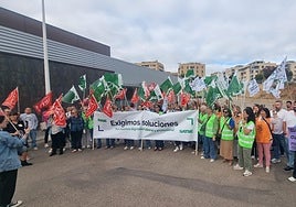 Protesta este viernes en Mérida de los enfermeros del Sepad.