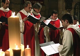 Misa mozárabe celebrada en la basílica de Santa Eulalia con la Capilla Gregoriana del Calvario.