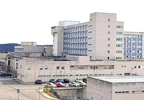 Tres heridos, uno de ellos grave, tras la colisión frontal entre dos coches cerca de Gargüera