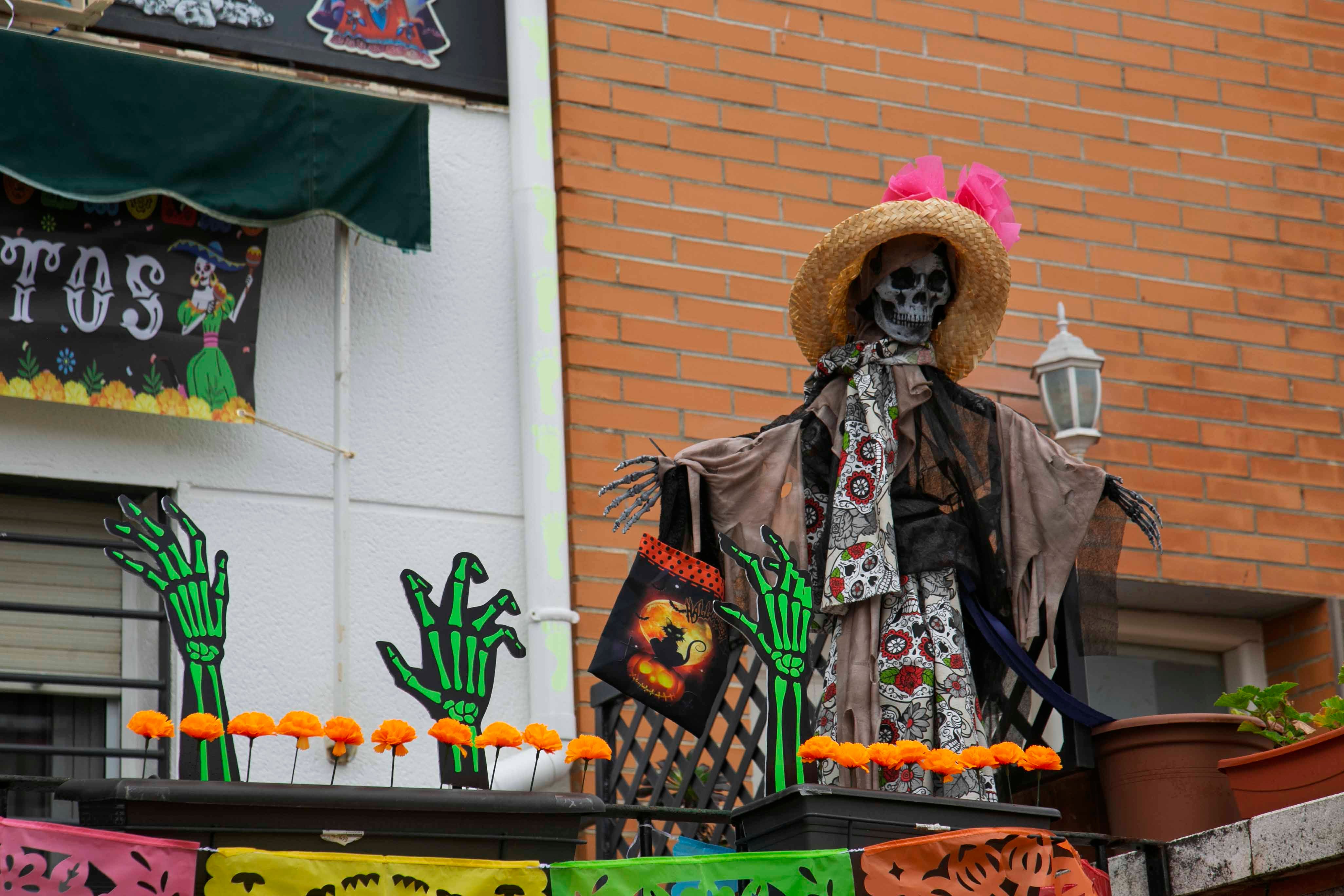 La barriada de El Prado de Mérida se apunta a la celebración del &#039;Día de Muertos