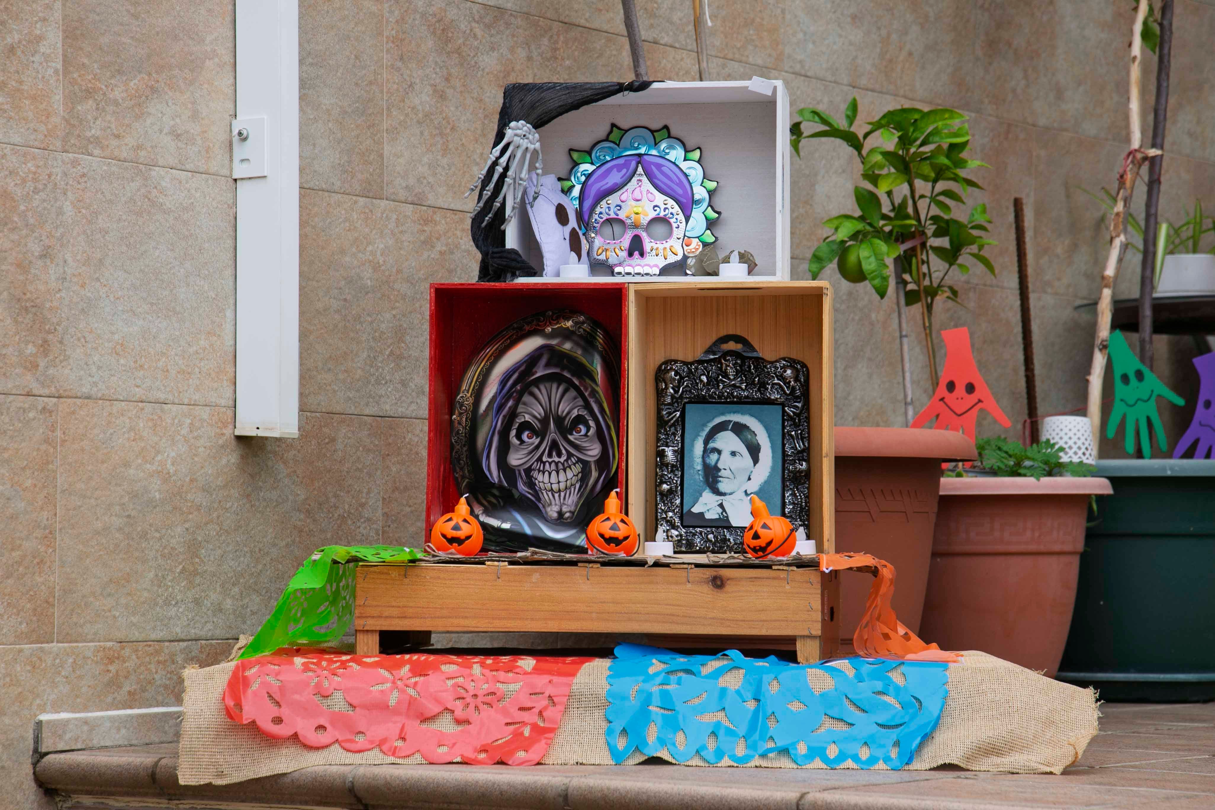 La barriada de El Prado de Mérida se apunta a la celebración del &#039;Día de Muertos