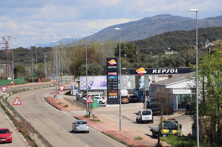 El préstamo de más de un millón para luminarias se centrará en nueve barrios de Plasencia