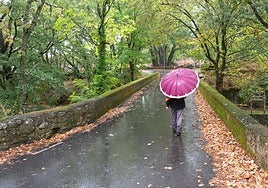 Lluvia en Hervás este sábado, en pleno otoño.