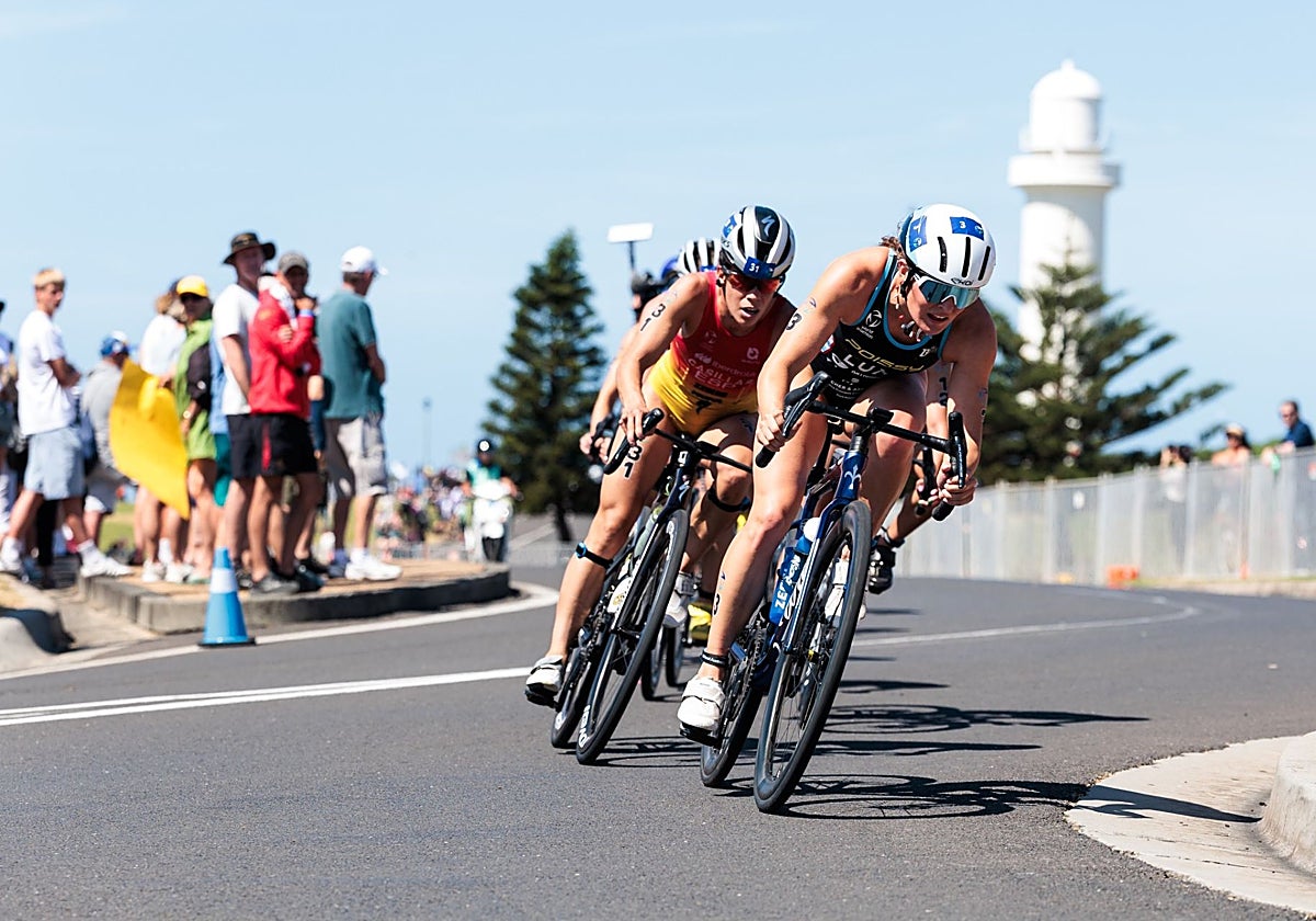 Miriam Casillas durante el segmento de ciclismo en la Copa del Mundo de Viña del Mar.