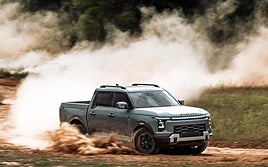 Nuevo Santana 400 D en una demostración en la presentación.