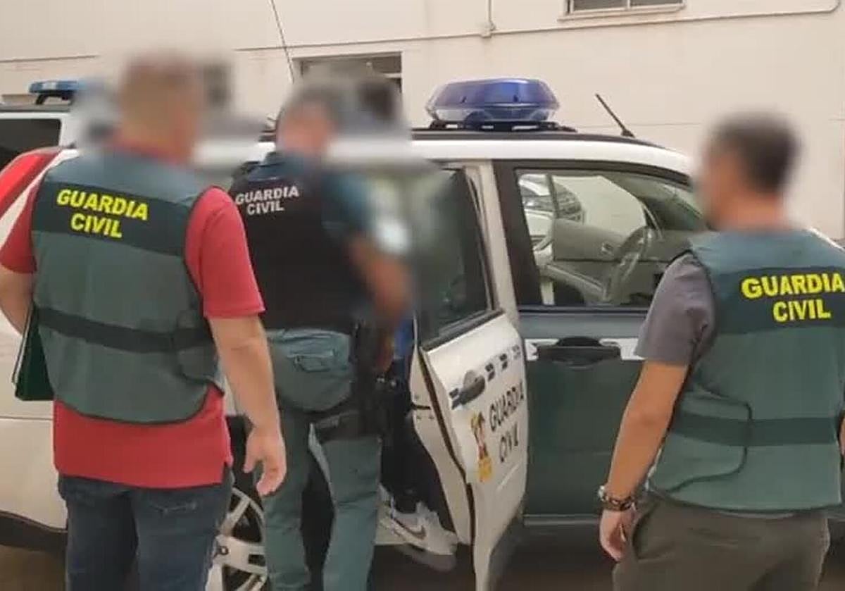 Cae en Sevilla un banda de aluniceros con cinco detenidos que robaban en Extremadura