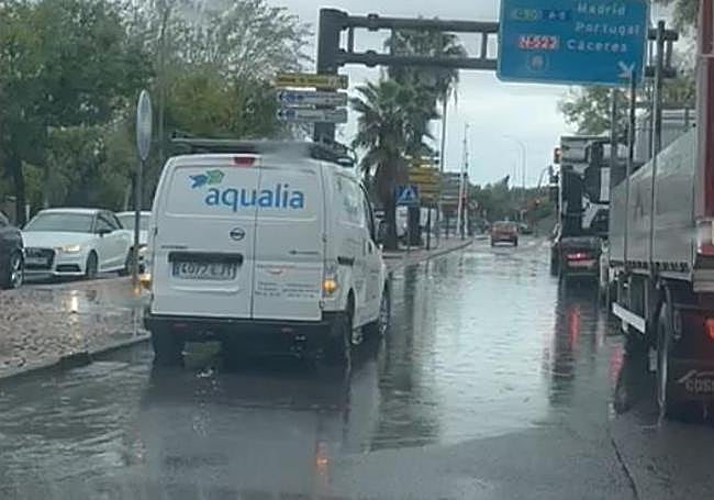 Balsa de agua en Badajoz.