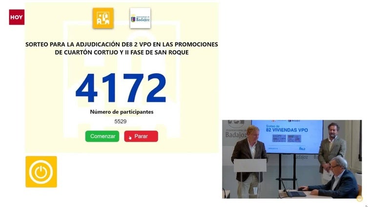 Así ha sido el sorteo de 82 VPO en el Ayuntamiento de Badajoz