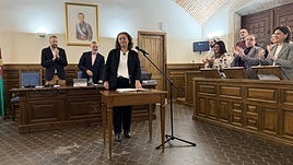 Caprita toma posesión como edil en el inicio del pleno protagonizado por una modificación presupuestaria.