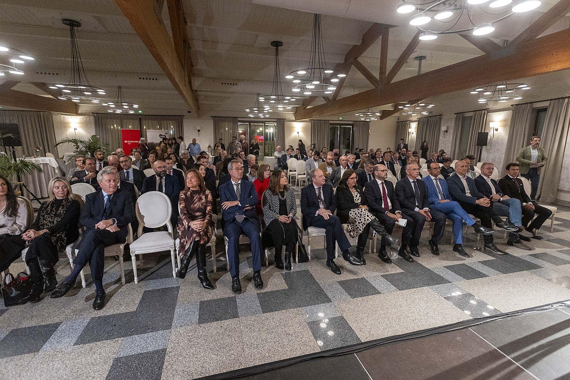 Momentos de la entrega del premio a Tany Nature