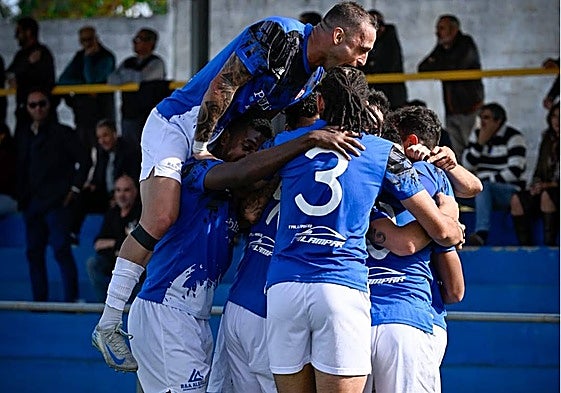 El Jaraíz sigue al frente de la Tercera extremeña en solitario.