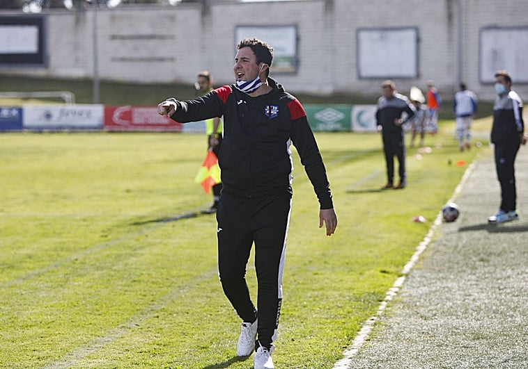 El Badajoz elige a Miguel Ángel Ávila para insistir en el ascenso