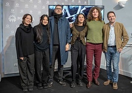 Miguelito García, penúltimo a la derecha, junto a Antonio Vélez y otros integrantes de Cervatana.