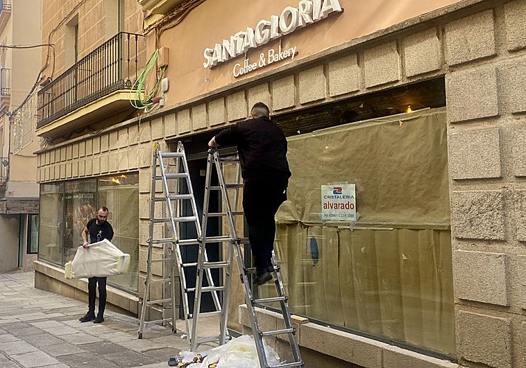 La calle Pintores de Cáceres encara el final del año con dos nuevas aperturas de negocios