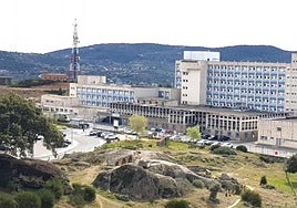 Grave tras un choque frontal en la EX-370, en Plasencia