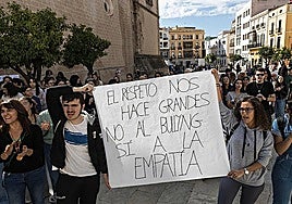 Protesta de estudiantes contra el acoso escolar, a finales de octubre en Badajoz.