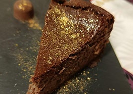 Tarta de turrón de Suchard en Voodoo (Badajoz)