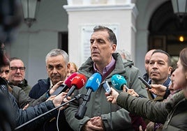 Samuel Vázquez, de Vox, en su visita a Mérida.