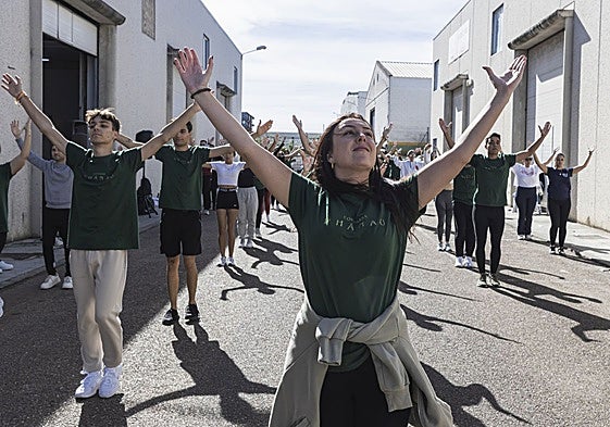 Whanau, una de las nuevas comparsas, de Badajoz.
