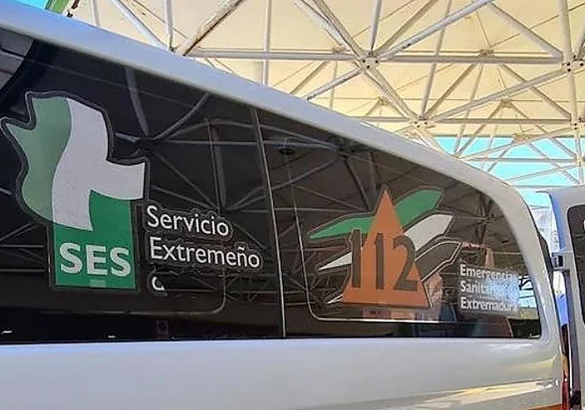 Imagen de archivo de una ambulancia del SES.