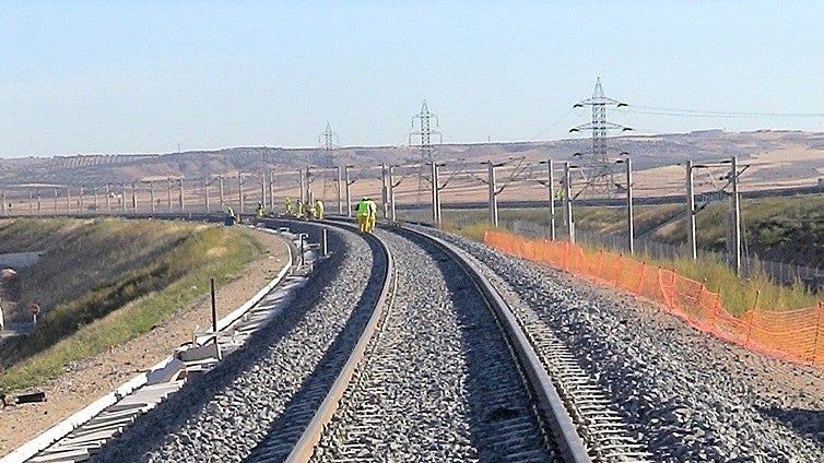 El Gobierno central reforzará el acceso sur a Madrid por el AVE de Extremadura