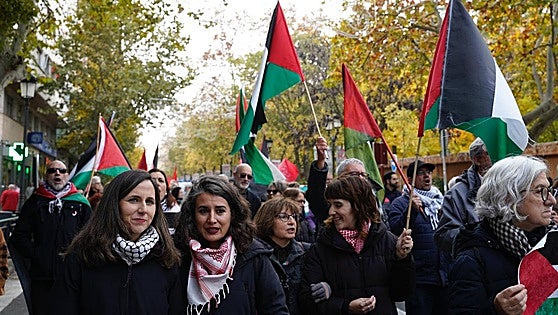 Ione Belarra asiste en Cáceres junto a Irene de Miguel a la manifestación en apoyo a Gaza