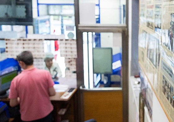 Dos acertantes del sorteo de la Primitiva se llevan más de 706.000 euros este sábado