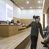La experiencia y reflexiones de Regino ilustraron el taller celebrado este miércoles en Badajoz.