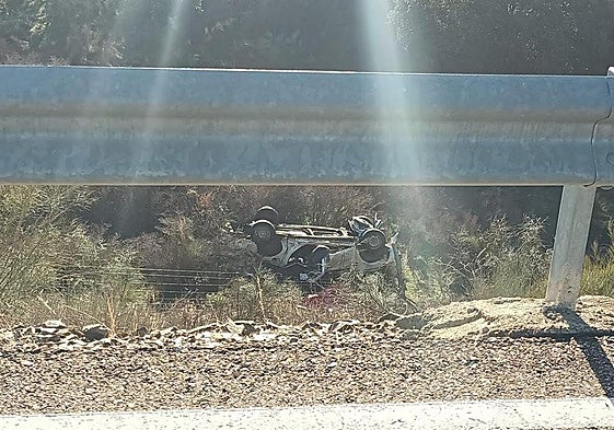 Muere una vecina de Sancti-Spíritus tras una salida de vía en la BA-128