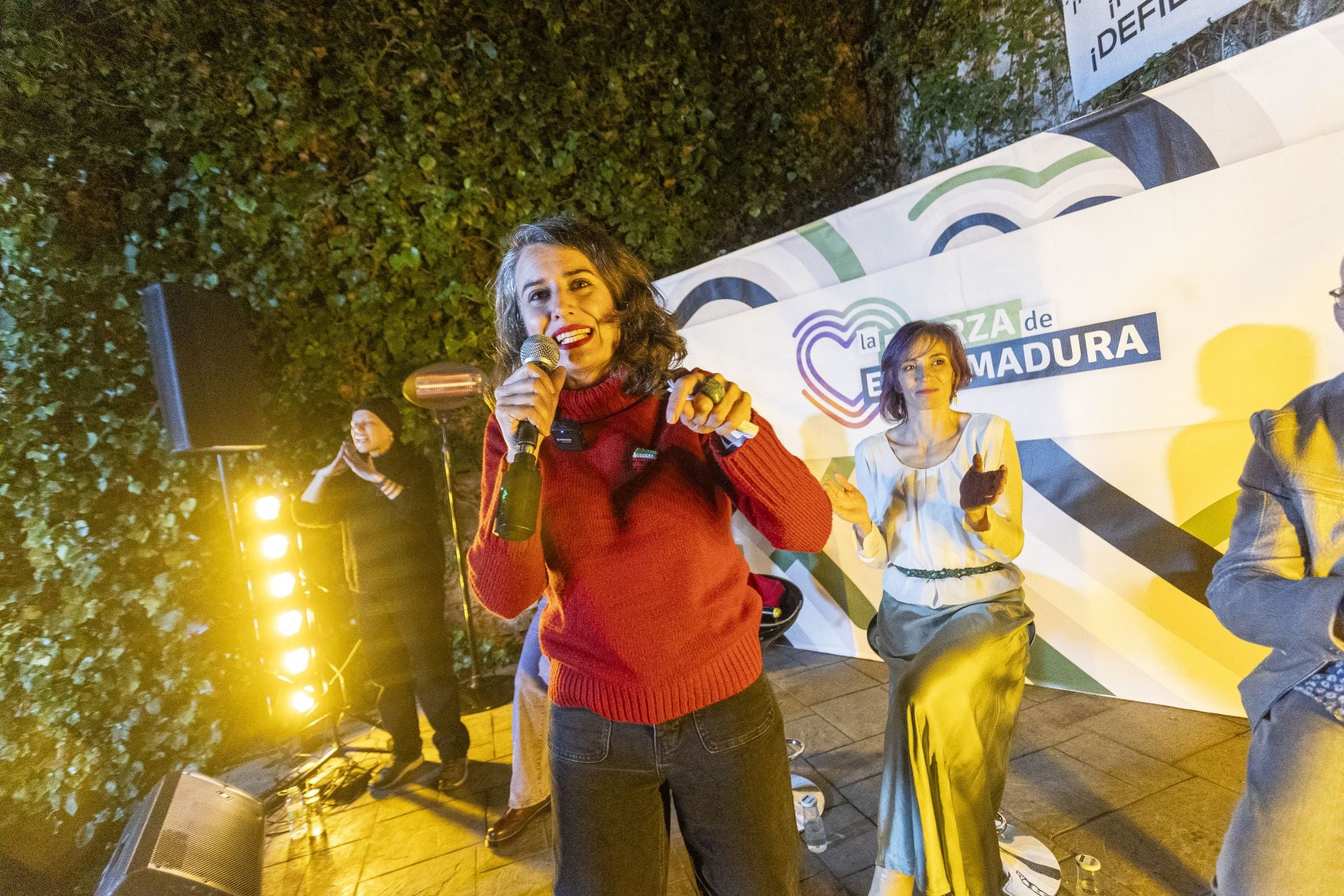Fotos | Unidas por Extremadura arranca la campaña en Cáceres