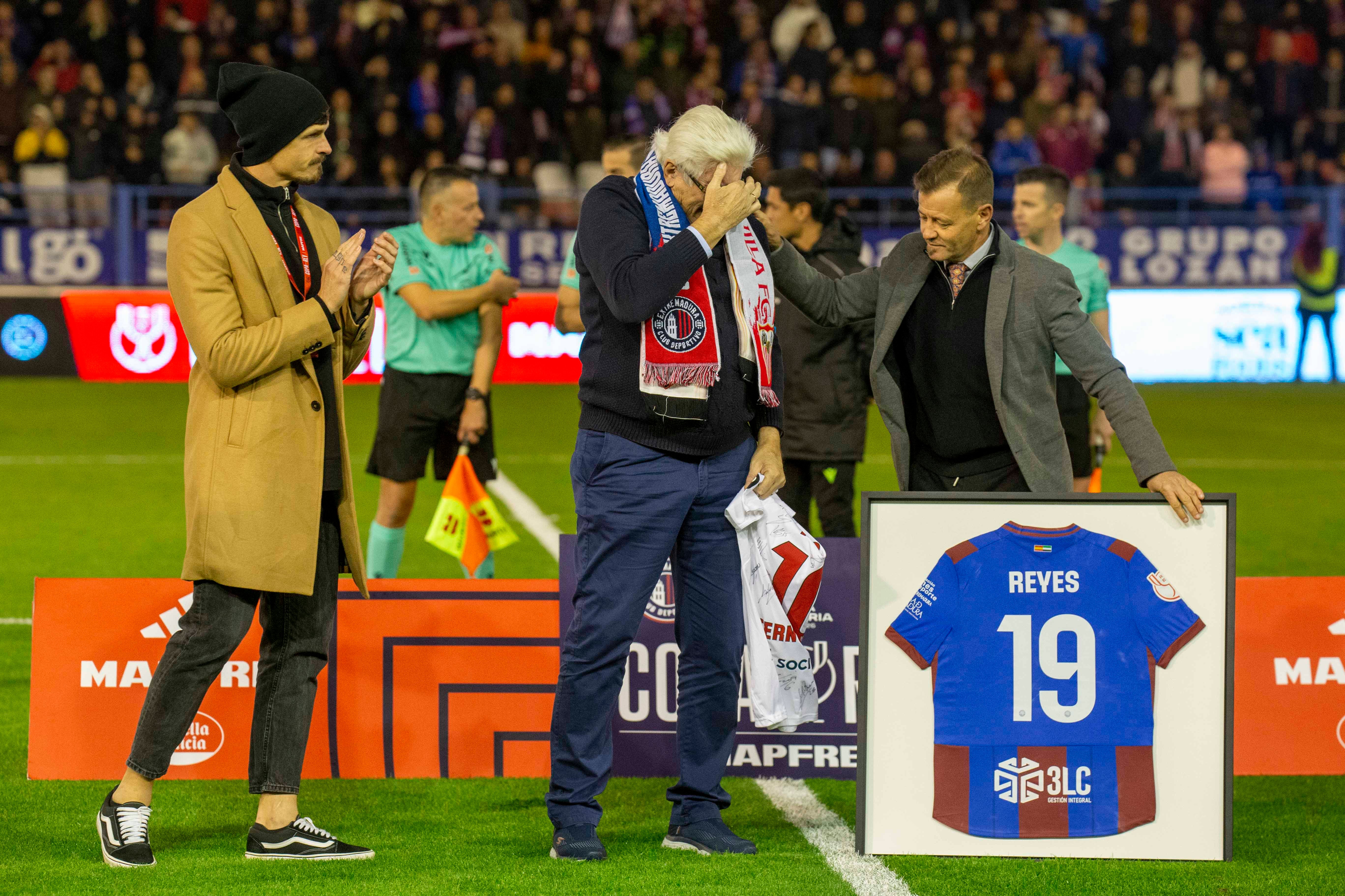 Fotos | Las mejores imágenes del partido Extremadura-Sevilla