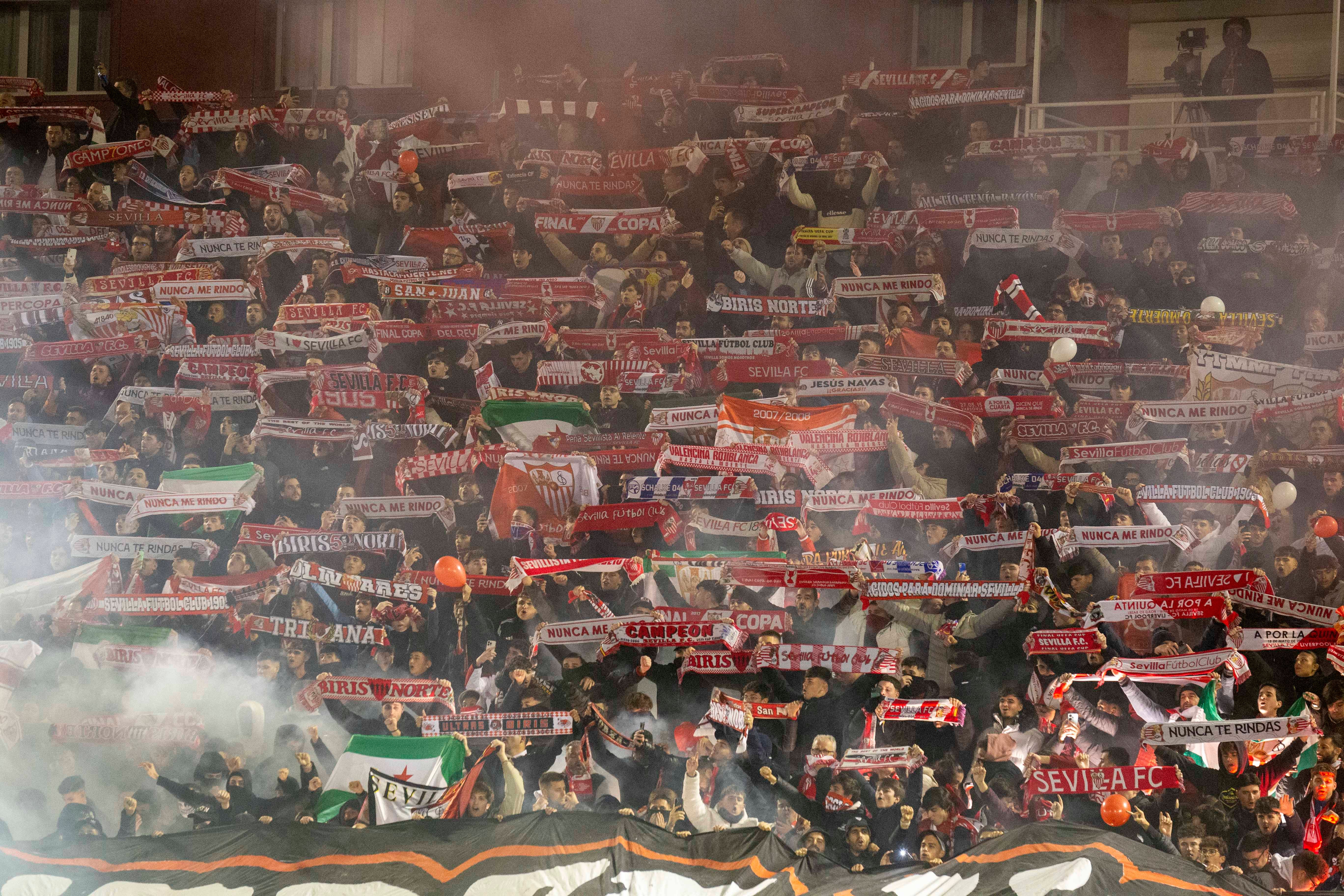 Fotos | Las mejores imágenes del partido Extremadura-Sevilla