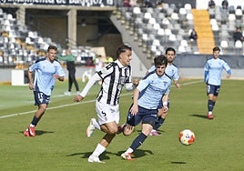 David Calles durante un partido con el Badajoz.